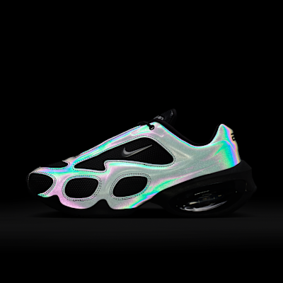 Nike Air Max Muse Women's Shoes with Reflective Accents. Nike JP